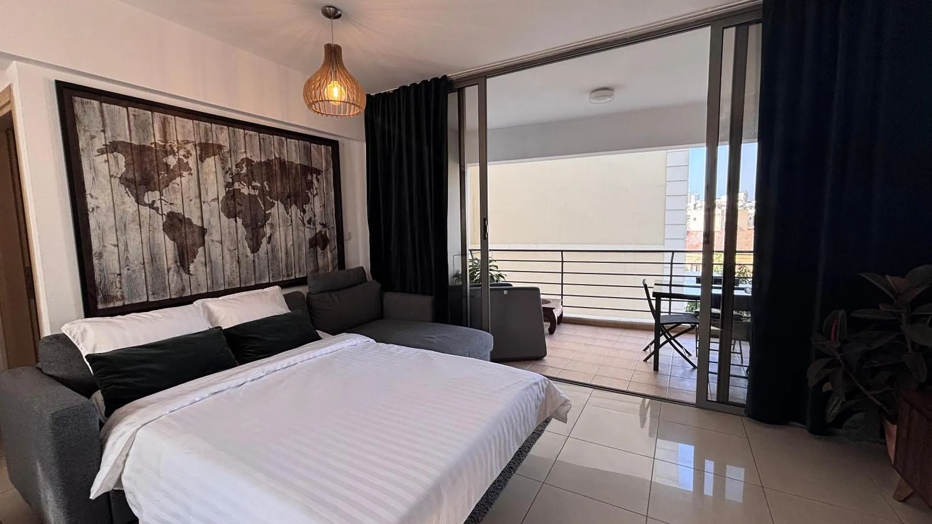 Makriev Suite Larnaca